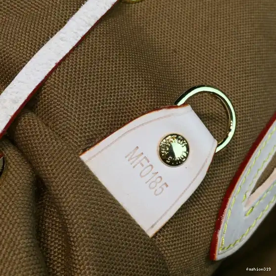 LOUIS VUITTON BACKPACK 0424